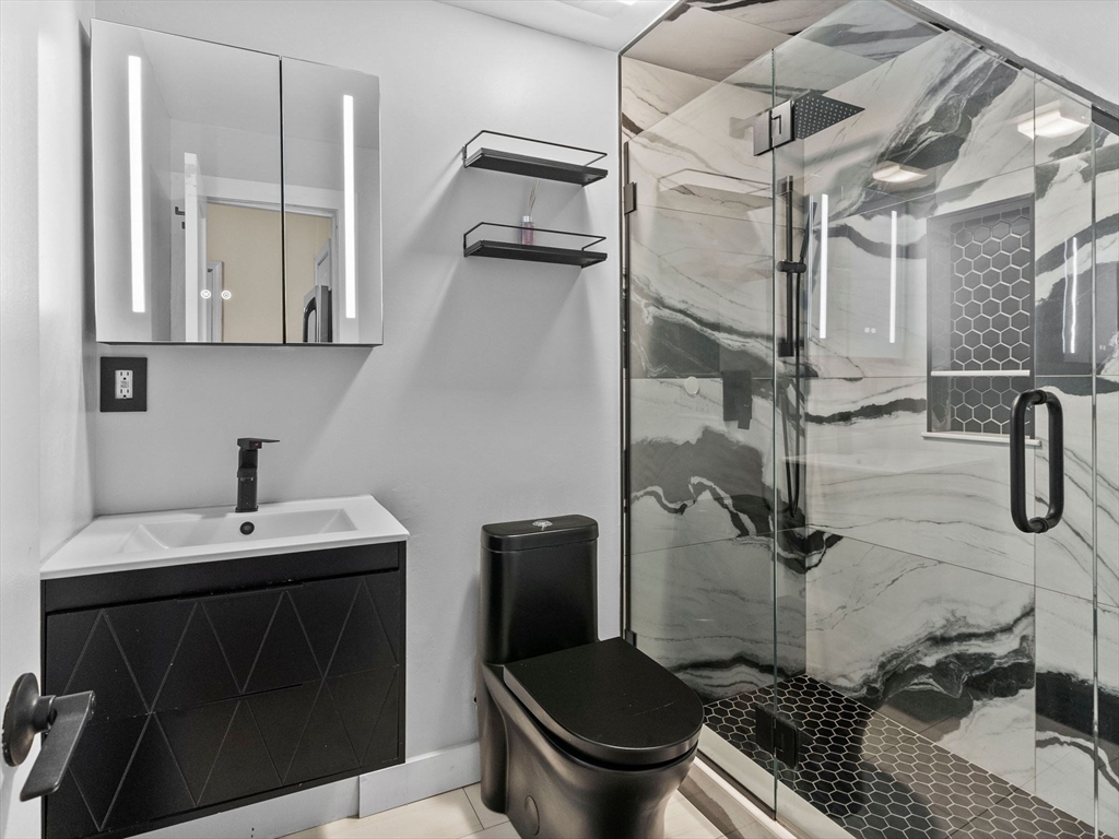 16 Newbury Street # 1