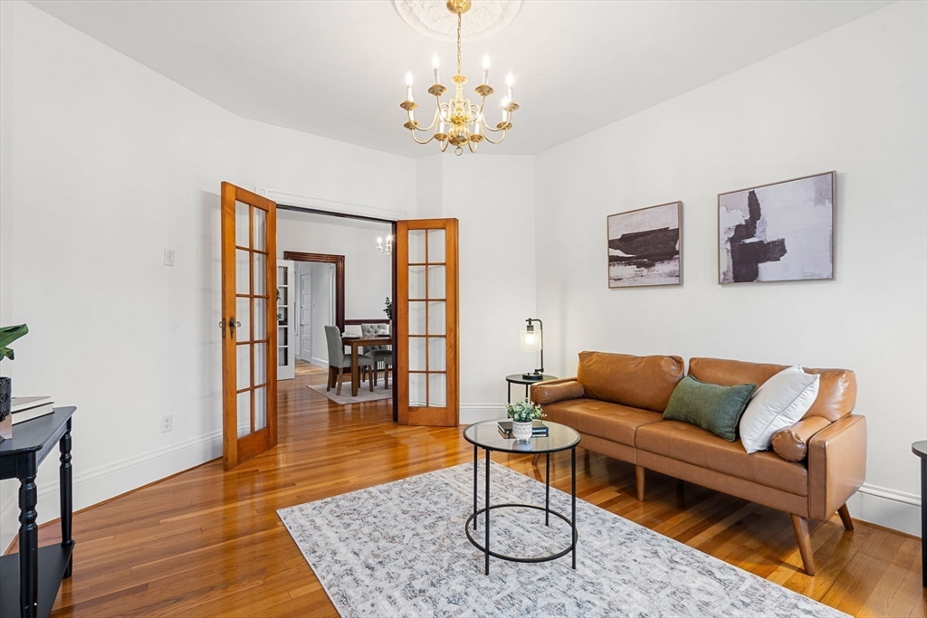 13 Buttonwood St # 3