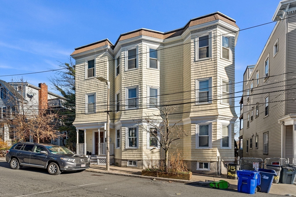 13 Buttonwood St # 3