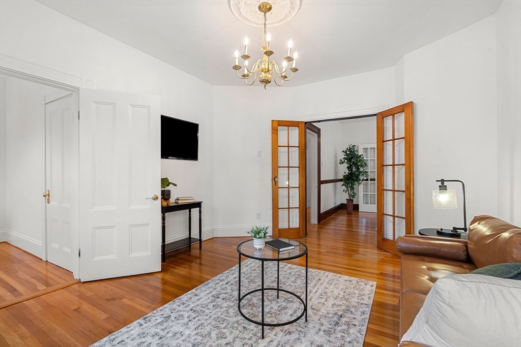 13 Buttonwood St # 3