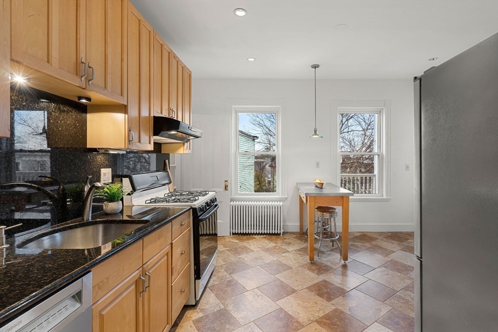 13 Buttonwood St # 3