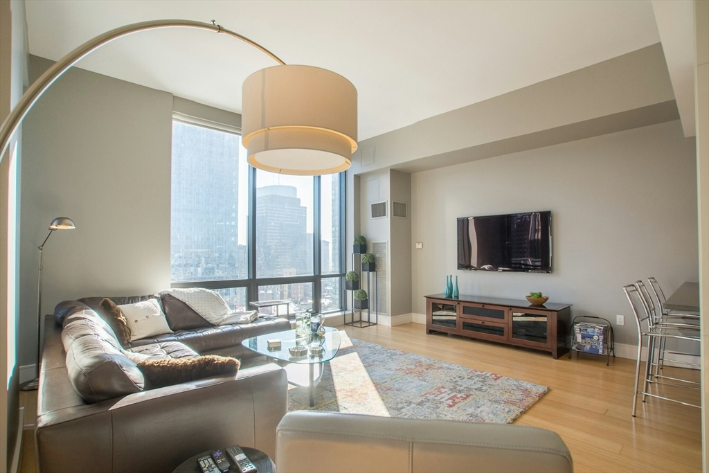 45 Province St # 1906