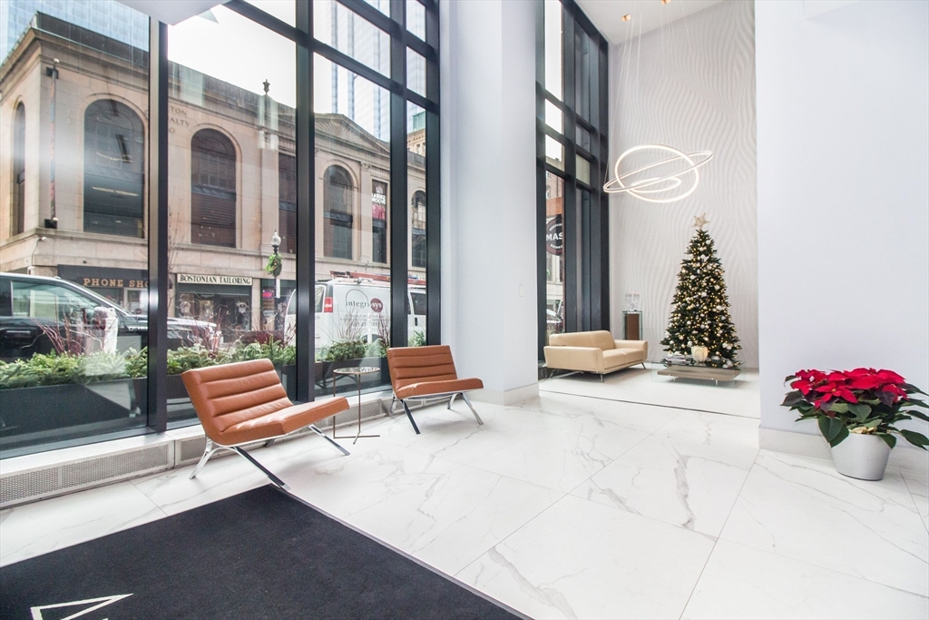 45 Province St # 1906