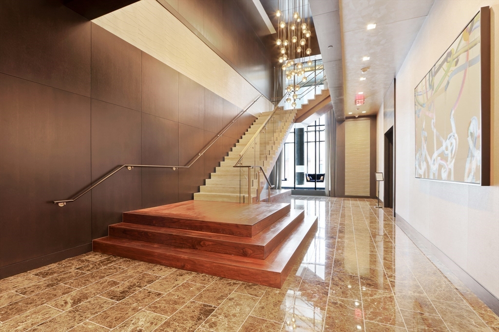 1 Franklin St # 2608