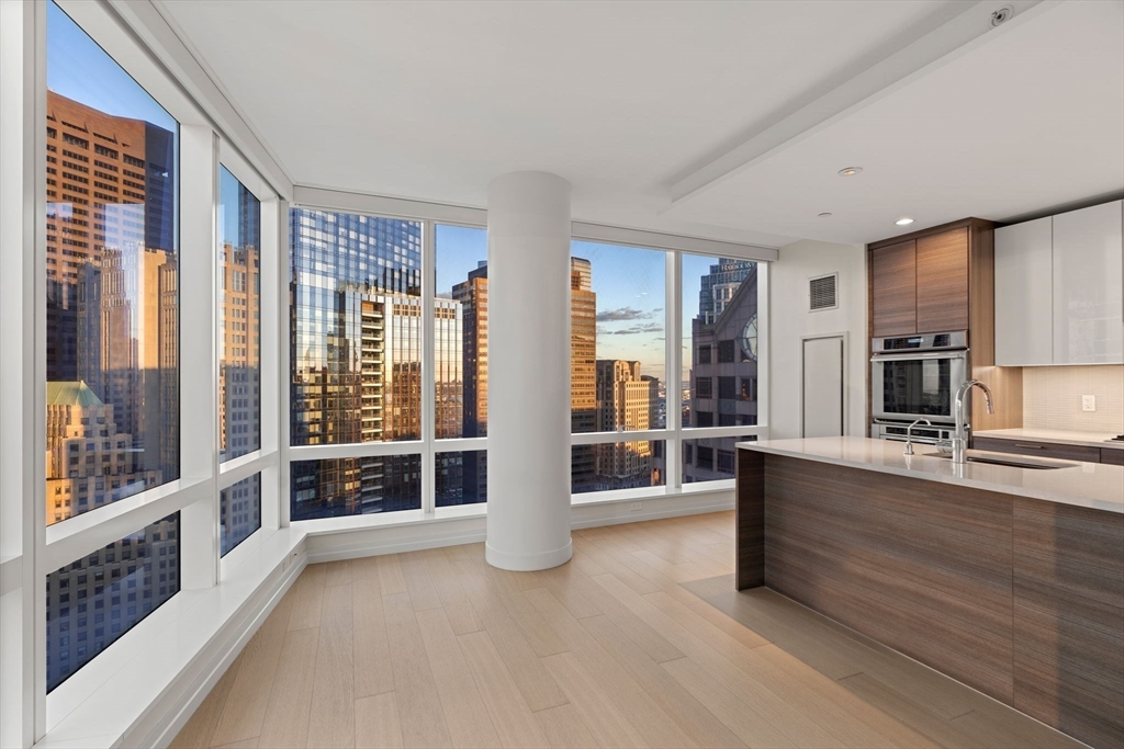 1 Franklin St # 2608