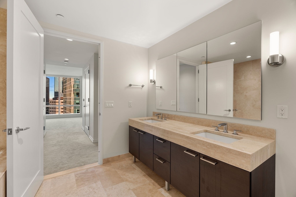 1 Franklin St # 2608