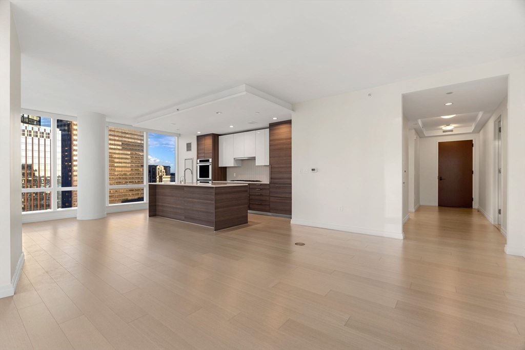 1 Franklin St # 2608