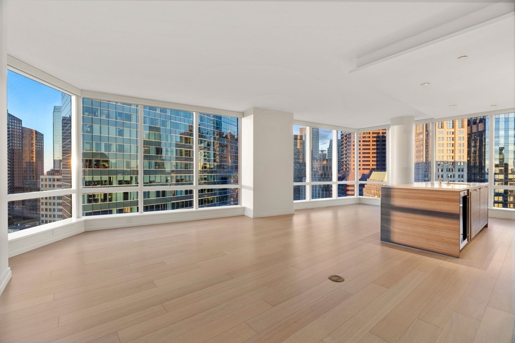 1 Franklin St # 2608