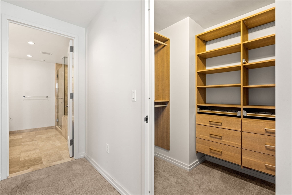 1 Franklin St # 2608