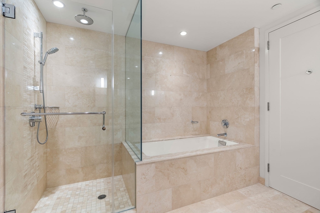 1 Franklin St # 2608