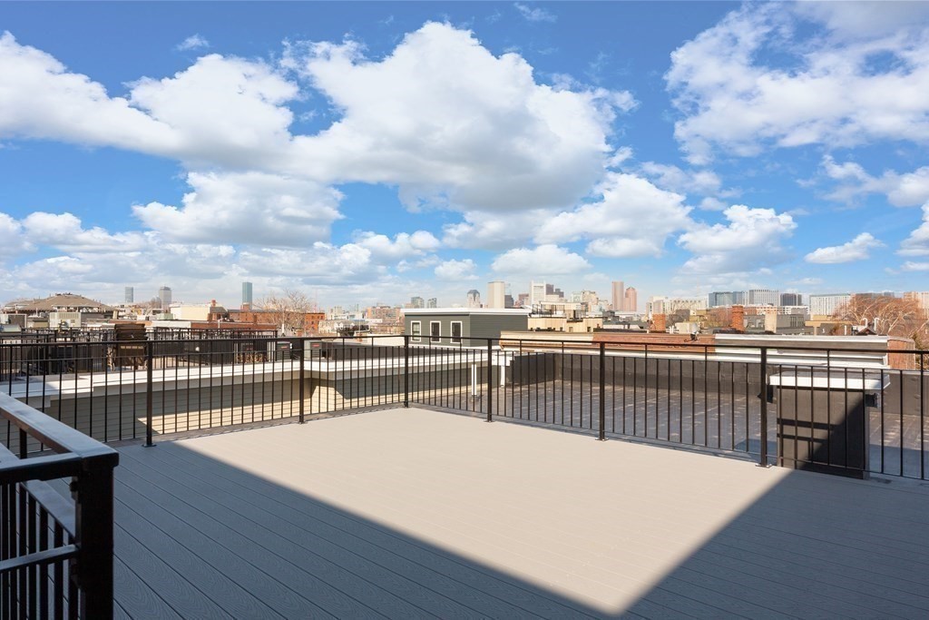 539-543 E 3rd # 302