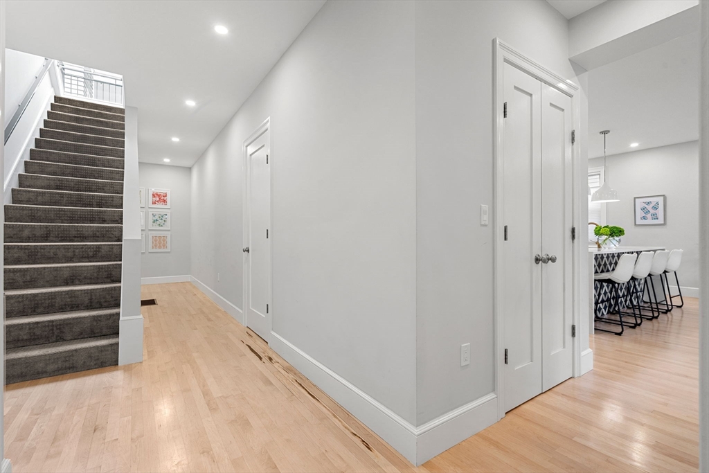539-543 E 3rd # 302