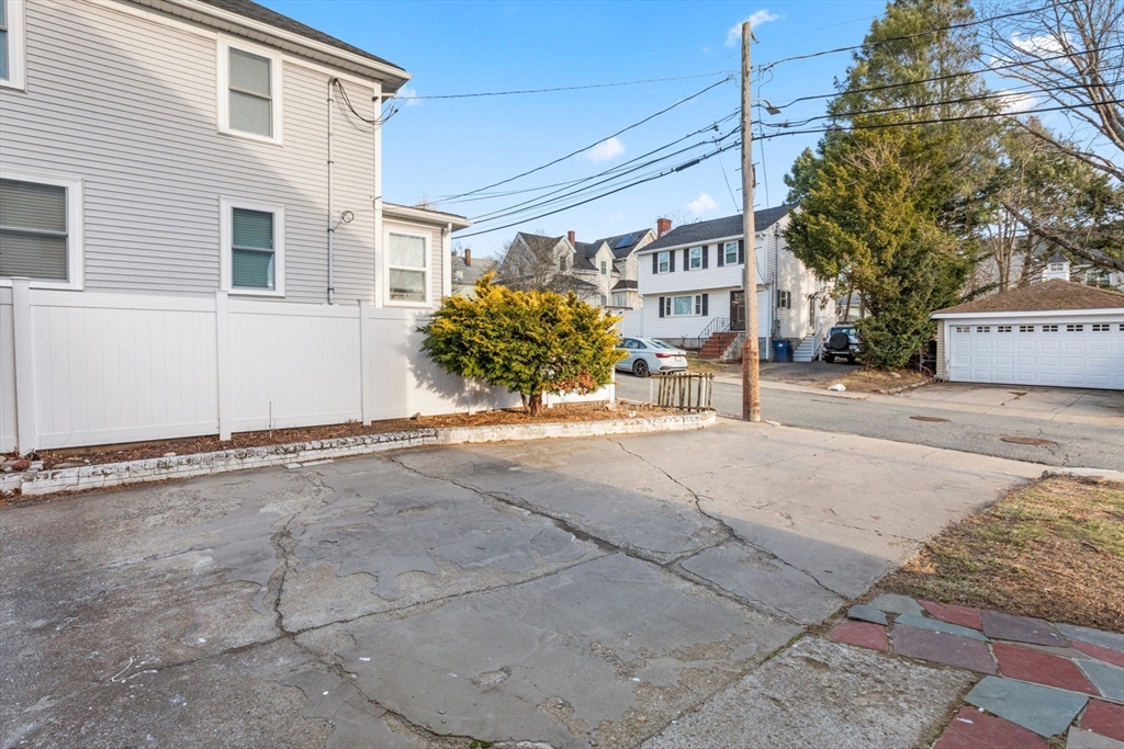 69-71 Baker St # 2