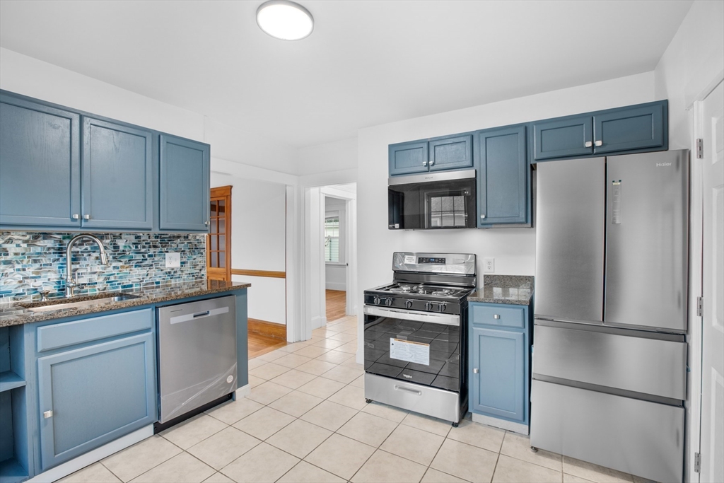 69-71 Baker St # 2