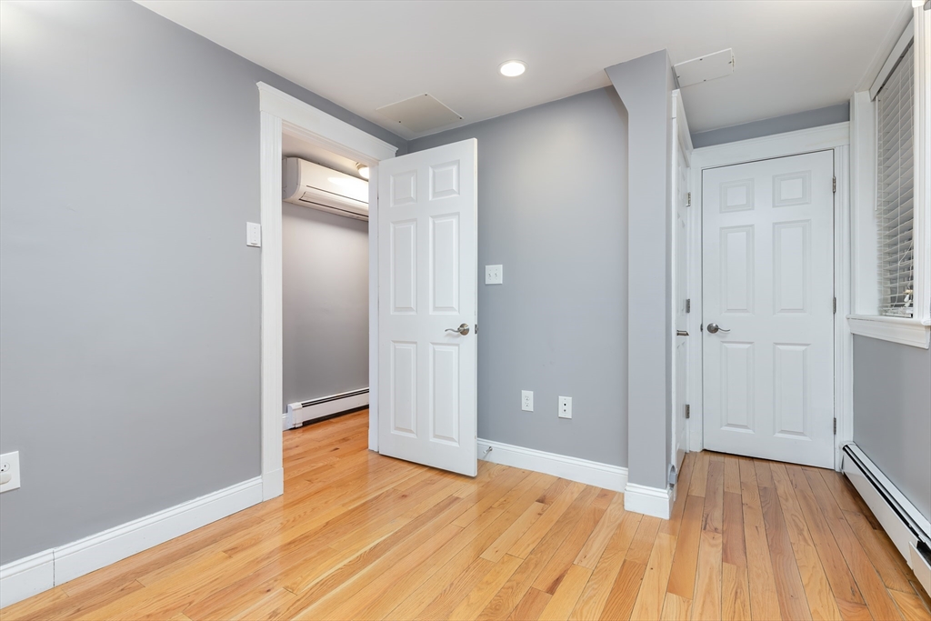 29 Grove St # 1