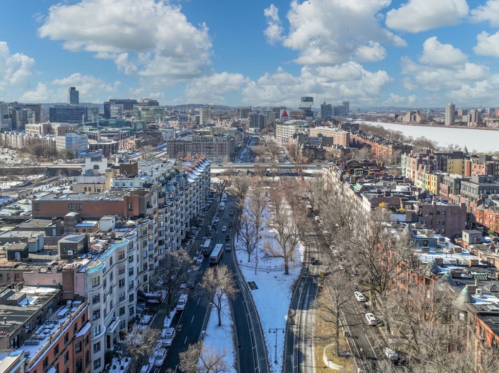 386 Commonwealth Ave # 52