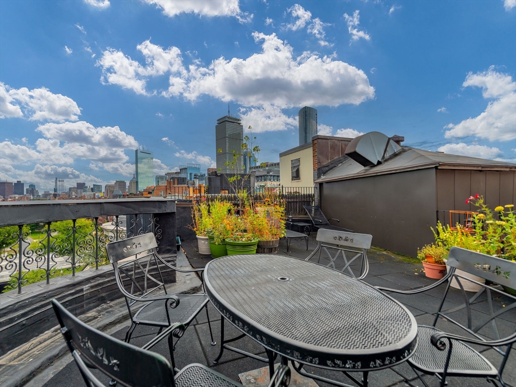 386 Commonwealth Ave # 52