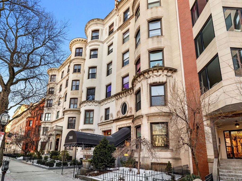 386 Commonwealth Ave # 52
