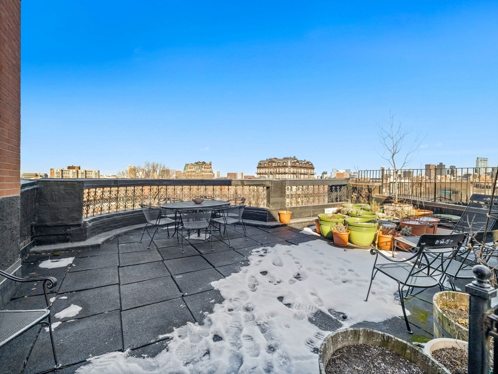 386 Commonwealth Ave # 52