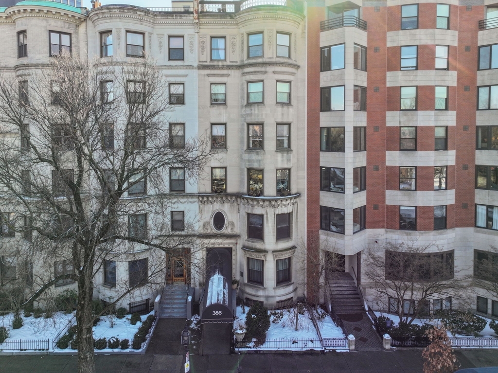 386 Commonwealth Ave # 52