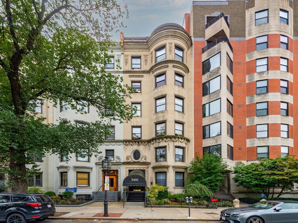 386 Commonwealth Ave # 52