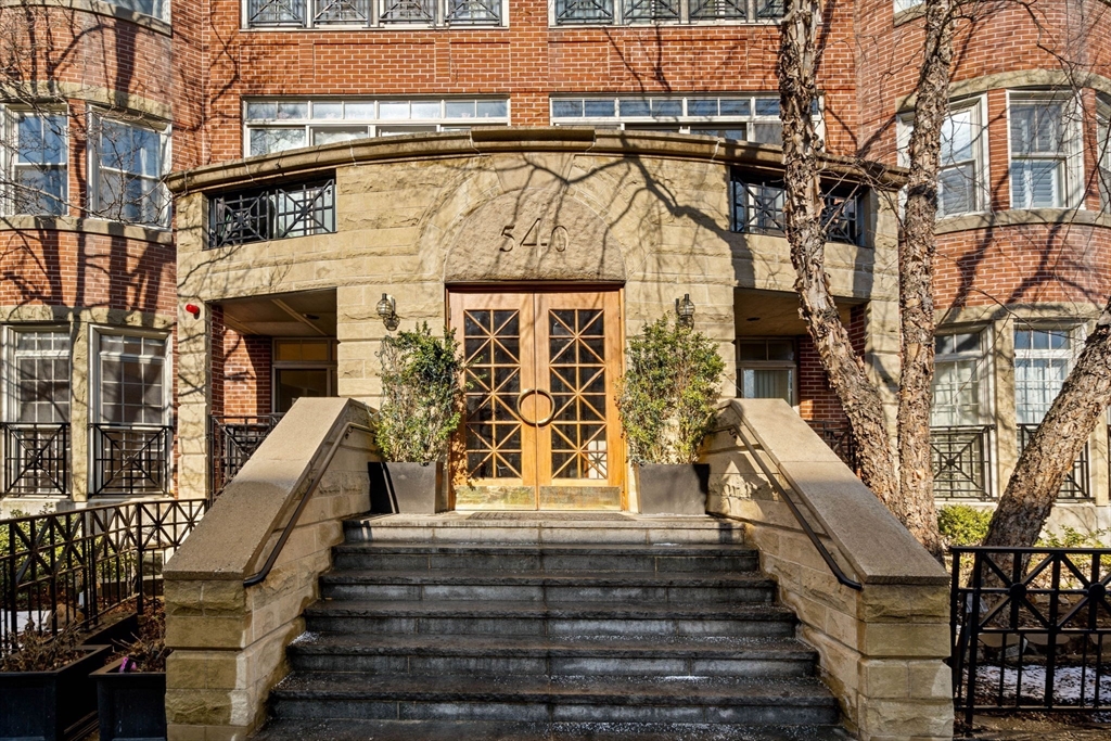 540 E Broadway # 2B