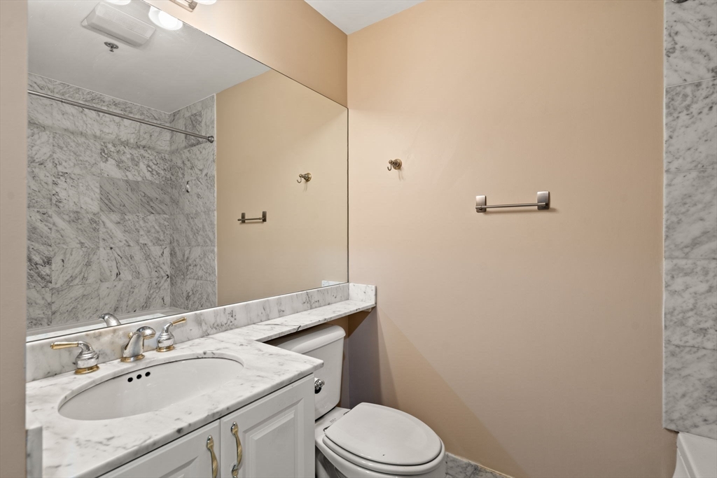 540 E Broadway # 2B