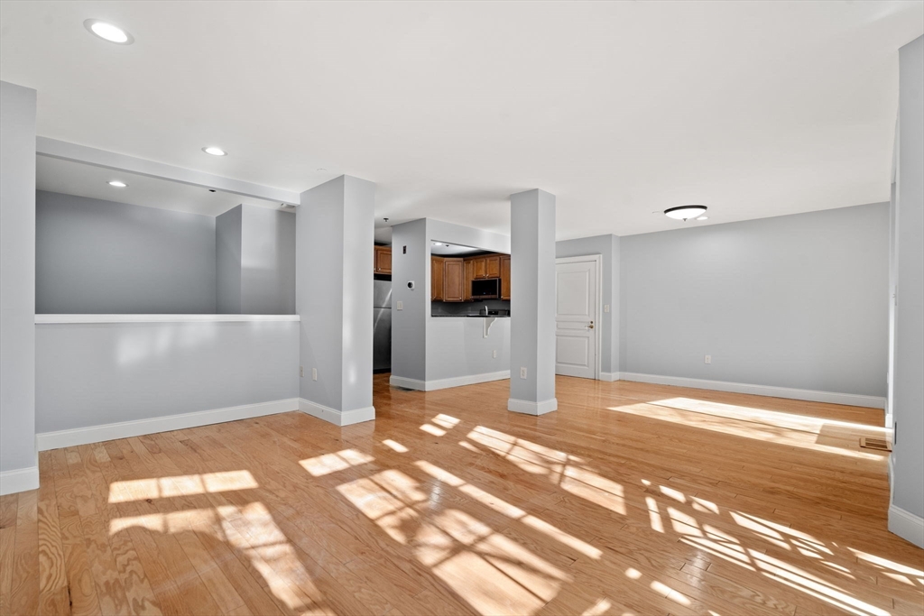 540 E Broadway # 2B