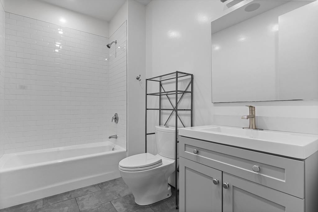 503 E 1st St # 1
