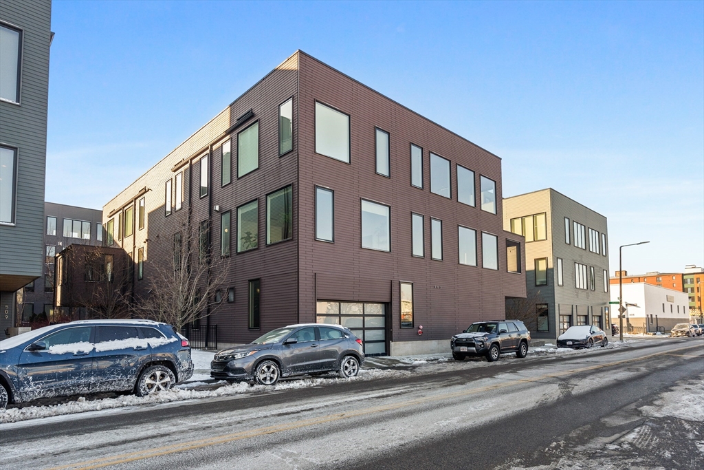 503 E 1st St # 1