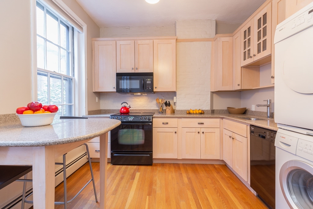 20 Gray St # 4