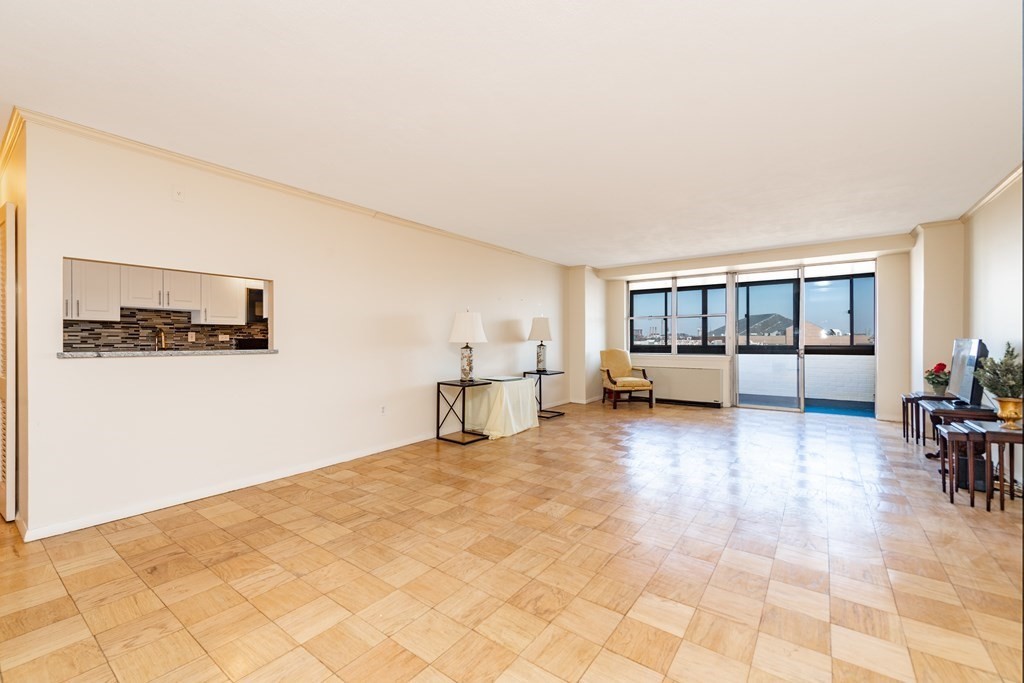6 Whittier Place # 9D