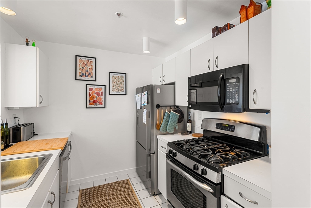 6 Canal Park # 203