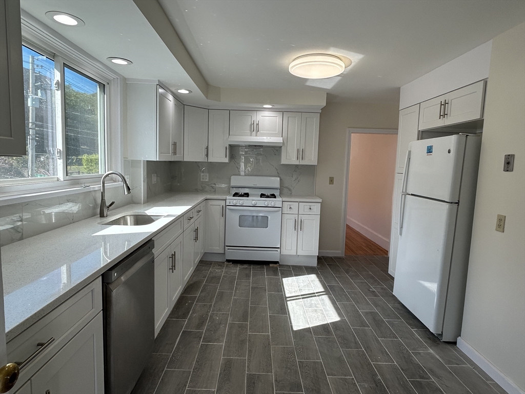 32-34 Fessenden Rd # 2