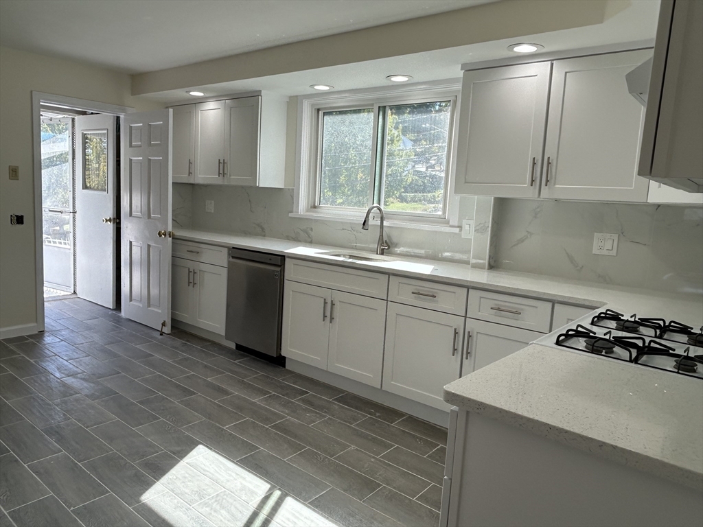 32-34 Fessenden Rd # 2