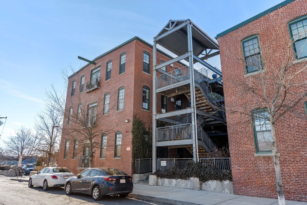 60 Dudley Street # 26