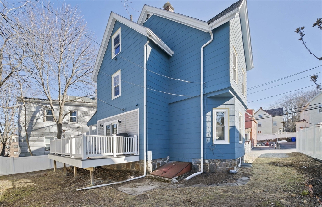 60 Wrentham St