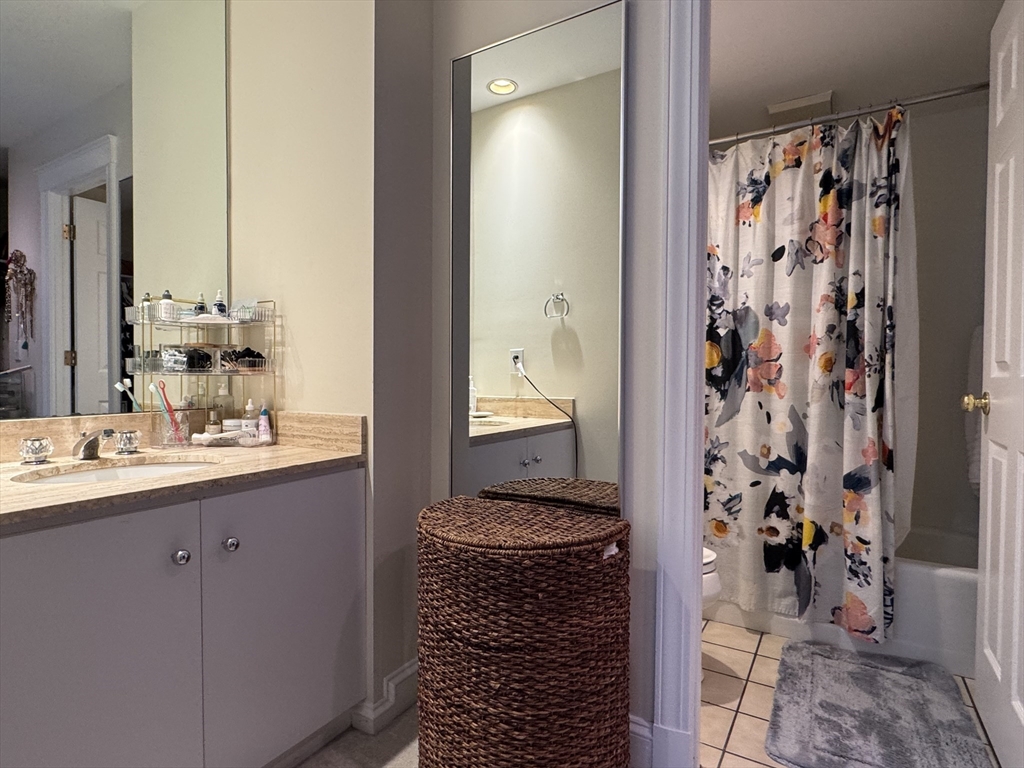 416 Commonwealth Ave # 405