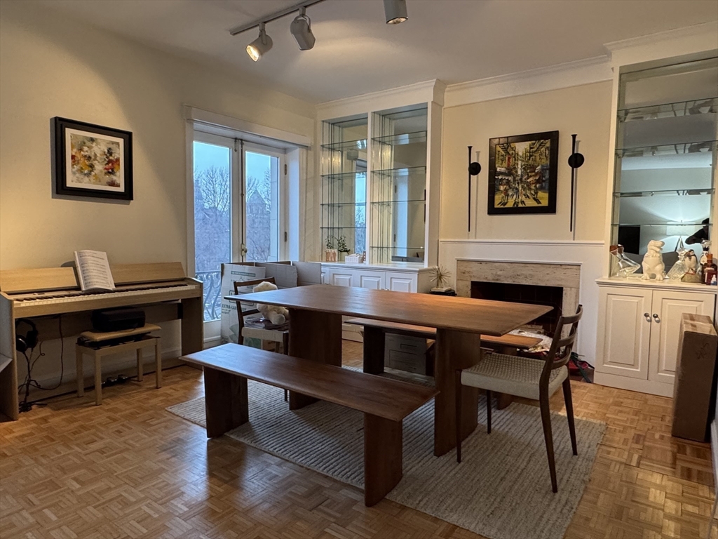 416 Commonwealth Ave # 405