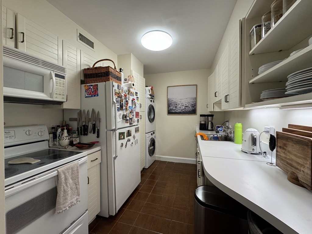 416 Commonwealth Ave # 405