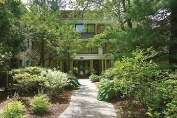 206 Allandale Rd # 3B