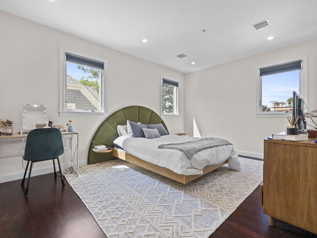 753 E Broadway # 2