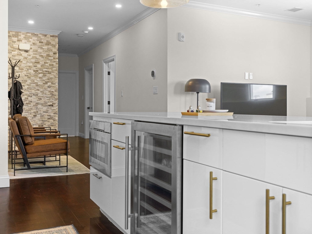 753 E Broadway # 2