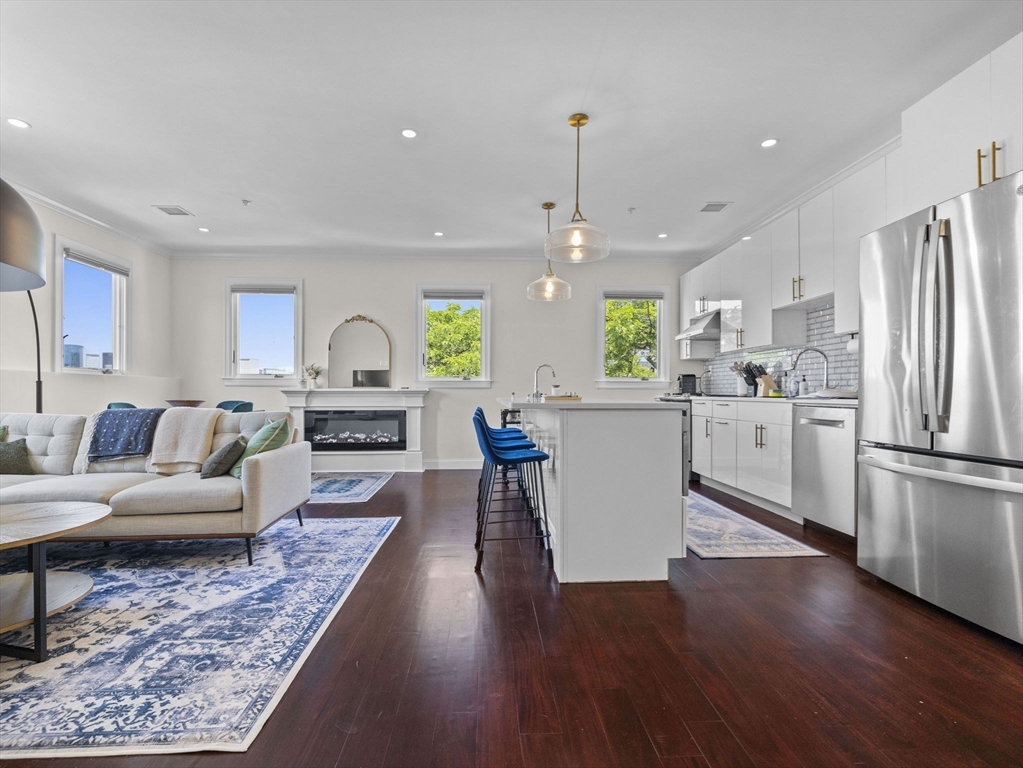 753 E Broadway # 2