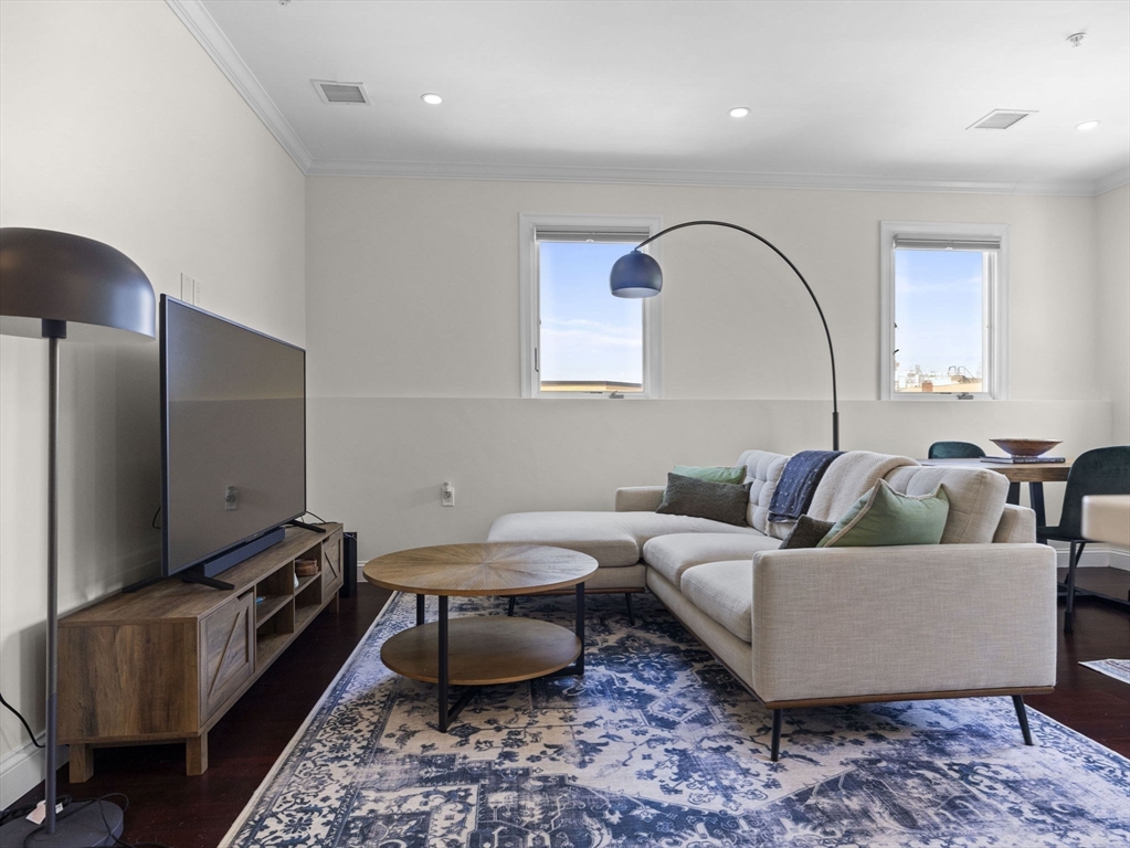 753 E Broadway # 2