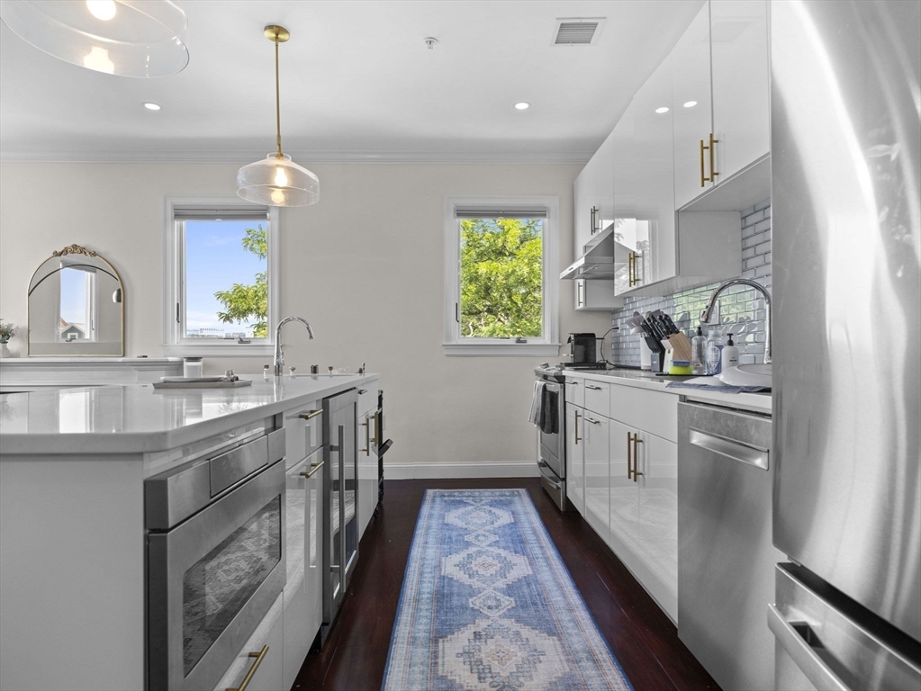 753 E Broadway # 2
