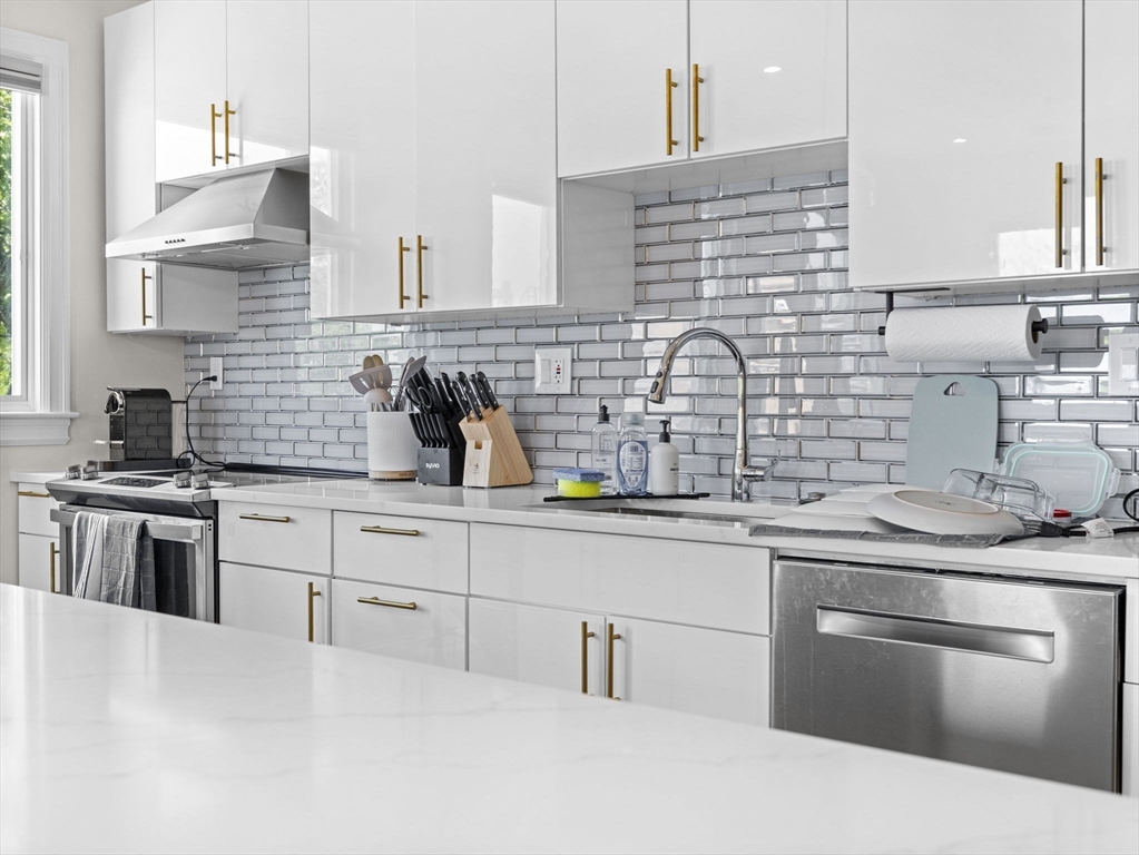 753 E Broadway # 2
