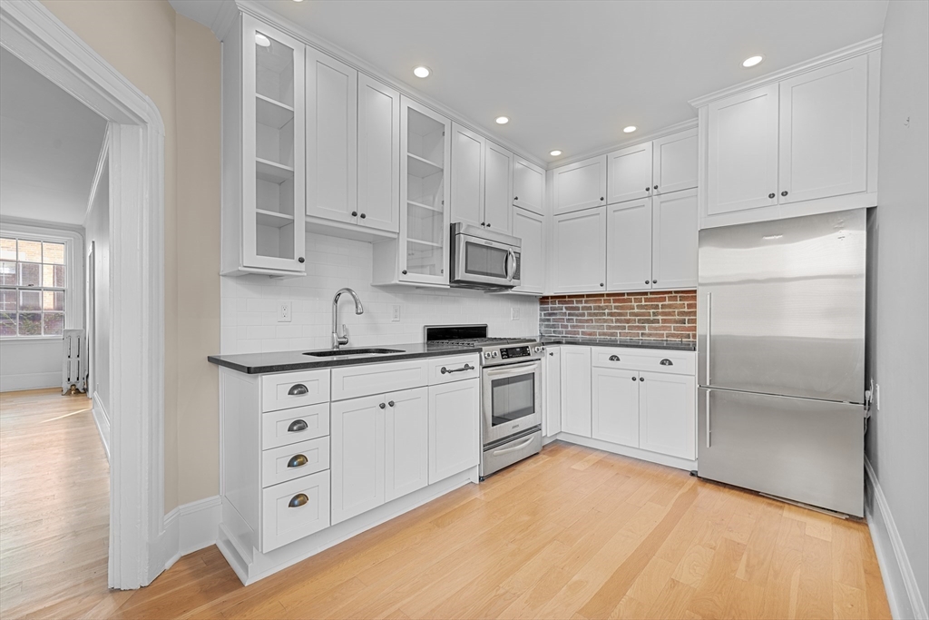 132 Myrtle Street # 2