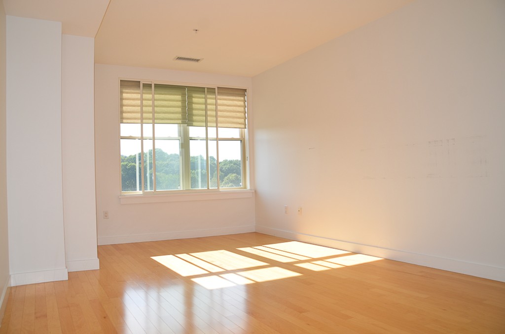 323 Boylston St # 503