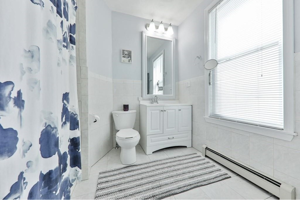 12 Cambria St # 2